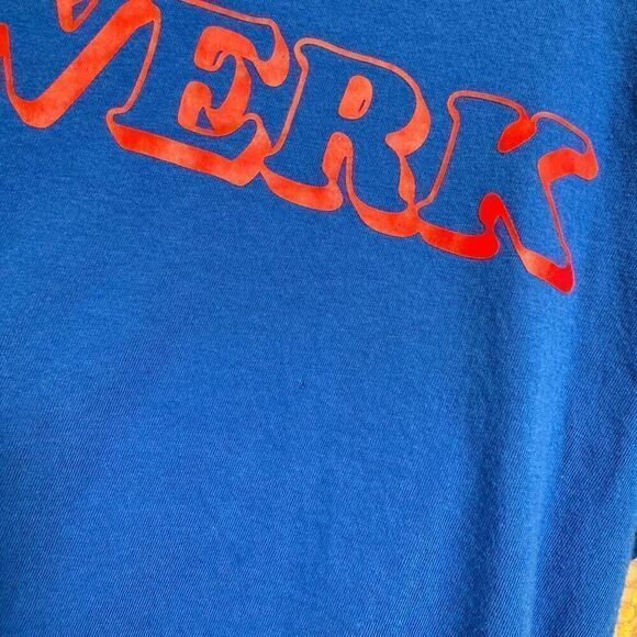 PINK Victorias Secret Red White Blue 4th of July Firewerk Campus T Shirt Large - Picture 6 of 7